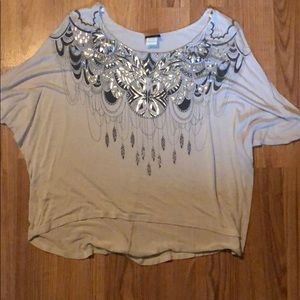 Flowy daytrip shirt size L